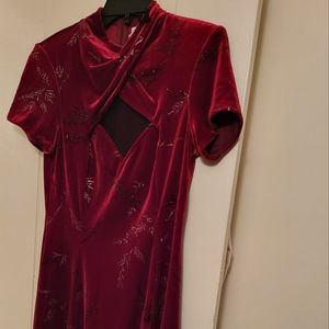 Burgundy dress size 6 SL creation